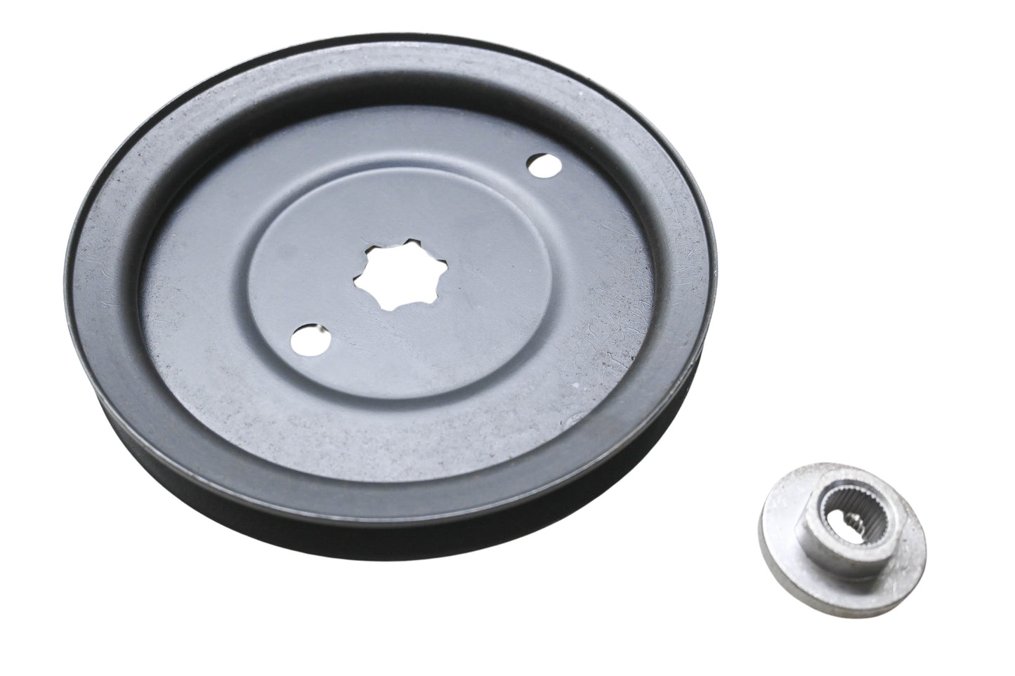 Cub Cadet 956-04002 Pulley & Hub NOS
