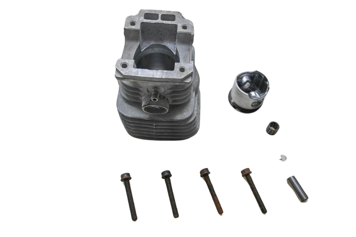 New OEM Husqvarna 537 08 51-02, 537085102 Cylinder Piston Kit NOS