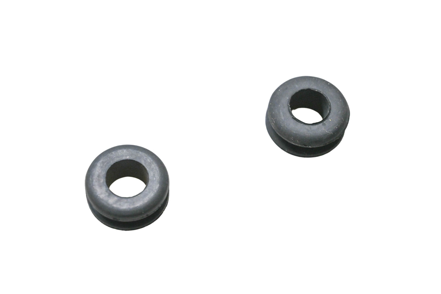 Toro 237-136 Rubber Grommets Qty 2 NOS