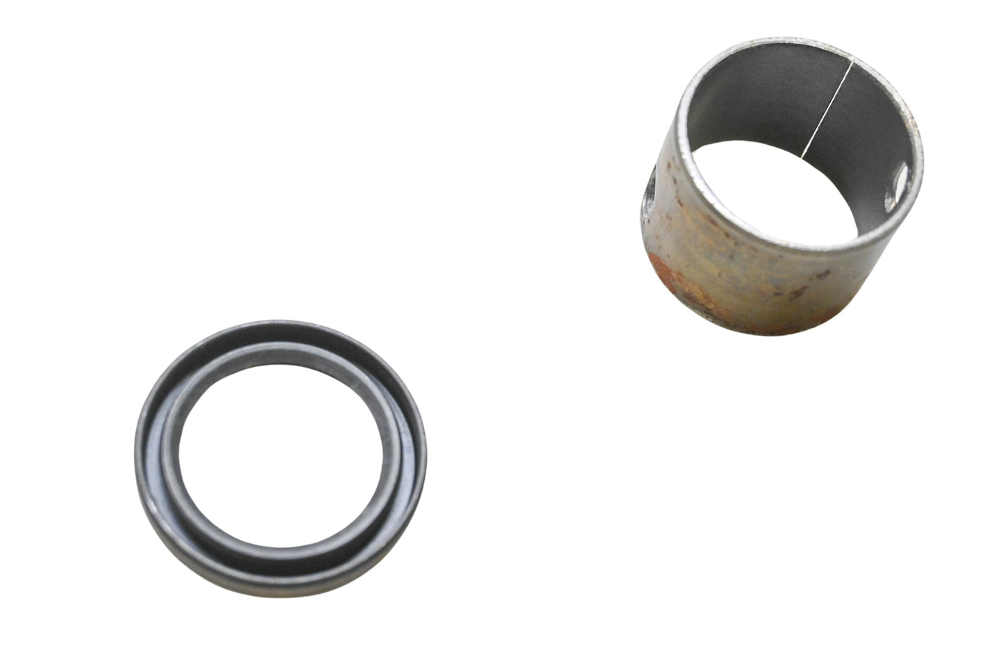 New OEM Briggs & Stratton 797673 Bushing Seal Kit NOS