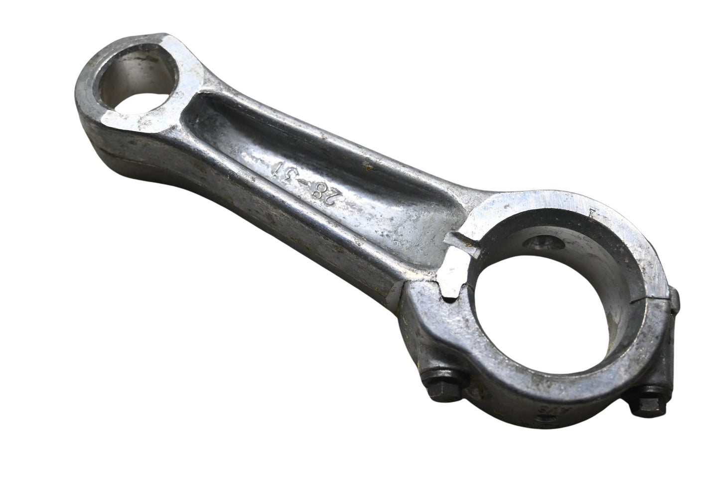 New OEM Briggs & Stratton 692419 Connecting Rod NOS