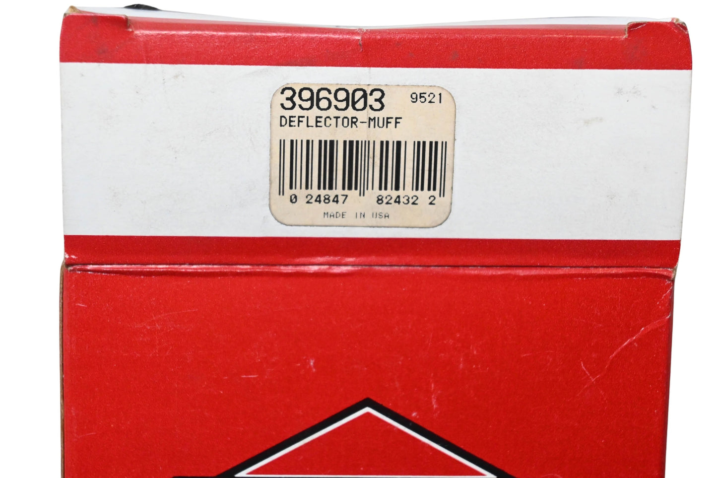 New OEM Briggs & Stratton 396903 Muffler Deflector NOS