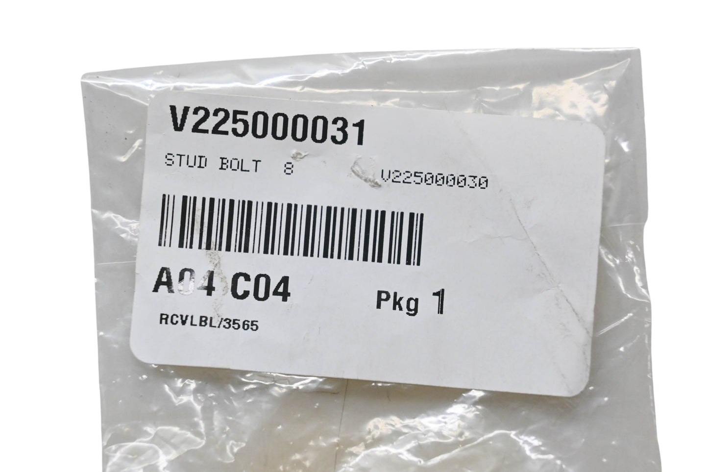 New OEM Echo V225000031, V225000030, 52130-00820 Stud Bolt NOS