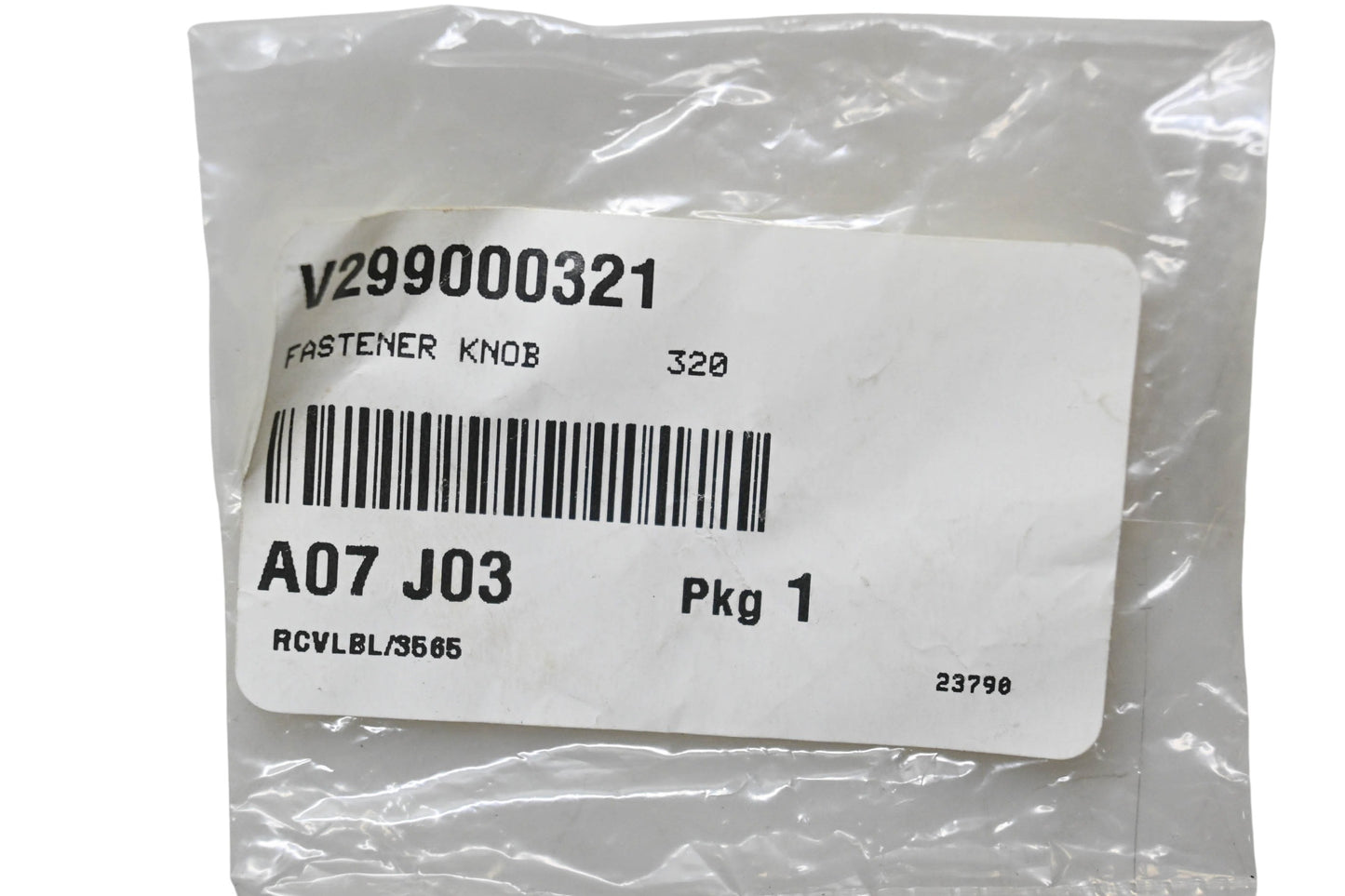 New OEM Echo V299000321 Fastener Knob NOS