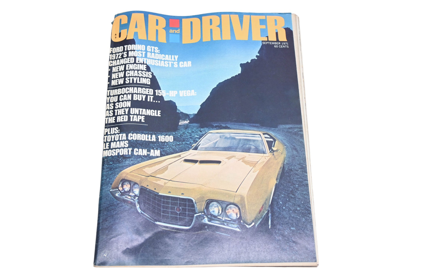 Car And Driver MD038-37 September 1971 Magazine