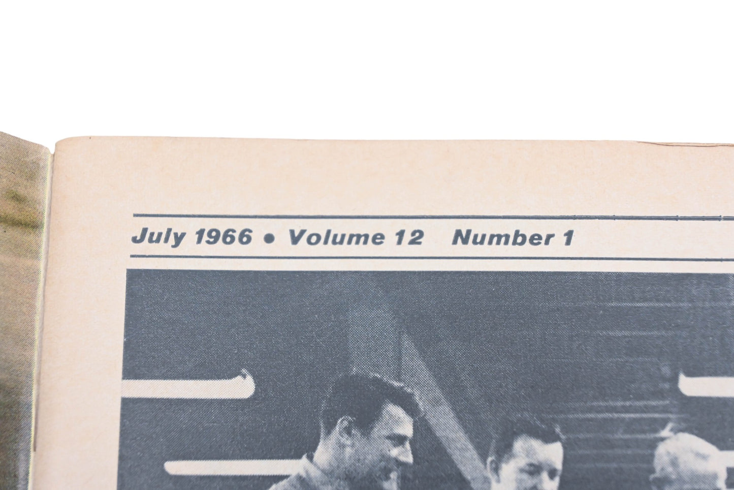 Car And Driver MD038-41 July 1966 Magazine