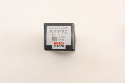 Bosch WR9FPZ Platinum Spark Plugs Qty 4 NOS