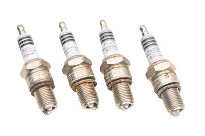 Bosch WR5CP Platinum Spark Plugs Qty 4 NOS