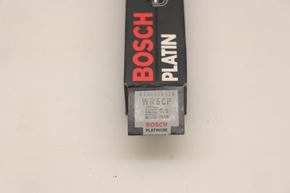 Bosch WR5CP Platinum Spark Plugs Qty 4 NOS