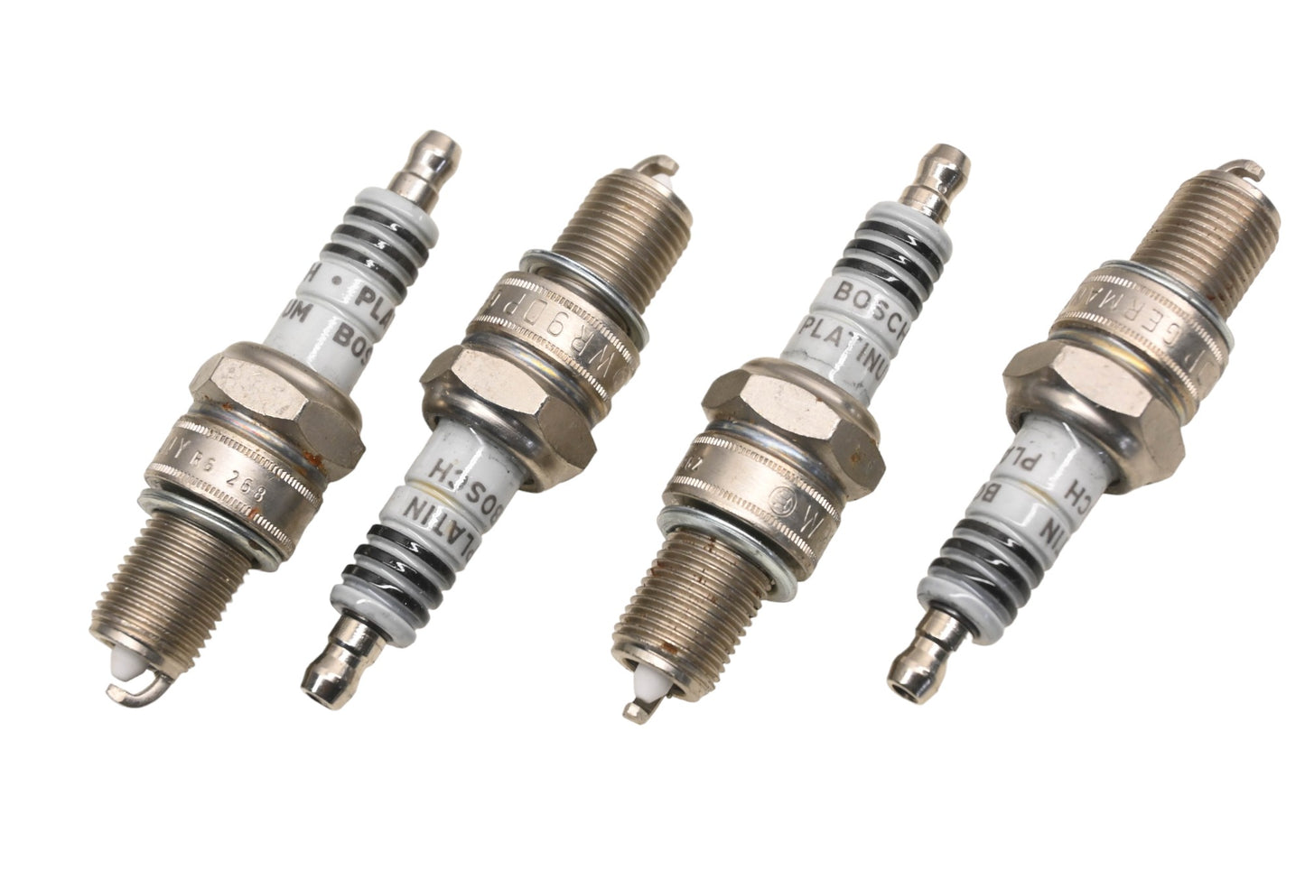 Bosch WR9DP Platinum Spark Plugs Qty 4 NOS