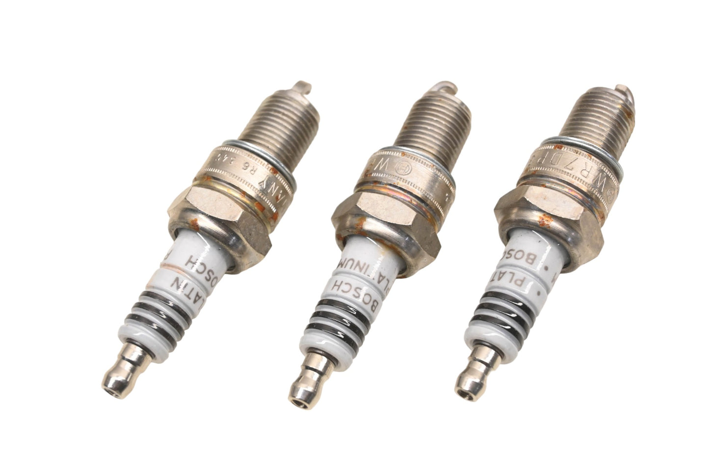 Bosch WR7DP Platinum Spark Plugs Qty 3 NOS