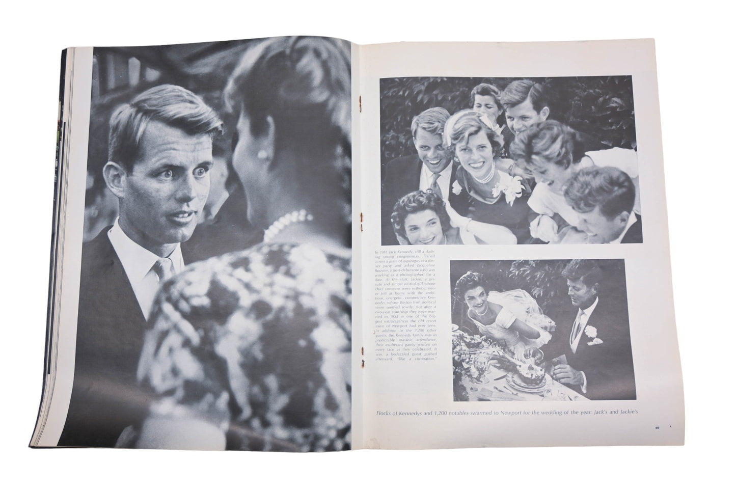 LIFE DK026-13 1968 'The Kennedys" Special Edition Magazine