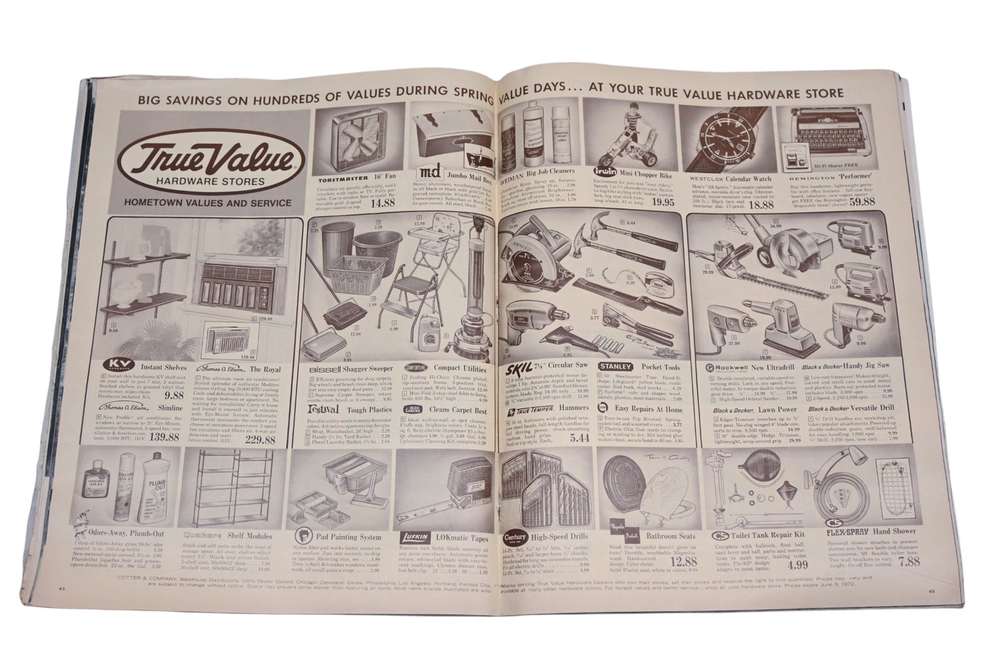 LIFE DK026-18 April 21, 1972 Magazine