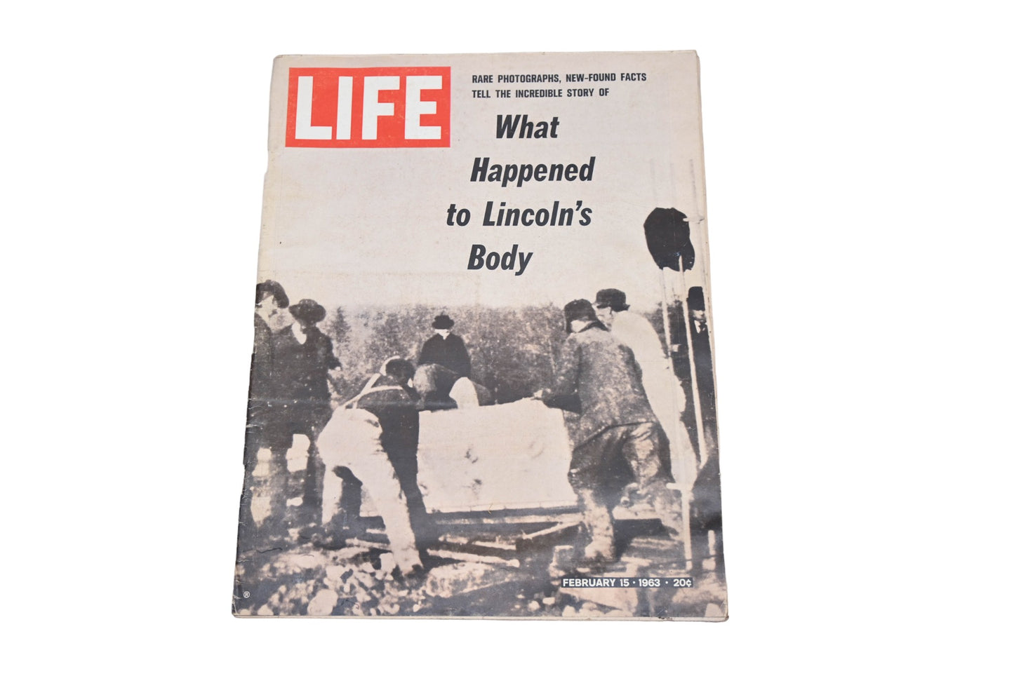 LIFE DK026-28 February 15, 1963 Magazine