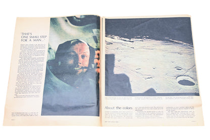 New York News DK026-30 Sunday Special Edition First Color Photos From The Moon
