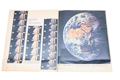 New York News DK026-30 Sunday Special Edition First Color Photos From The Moon