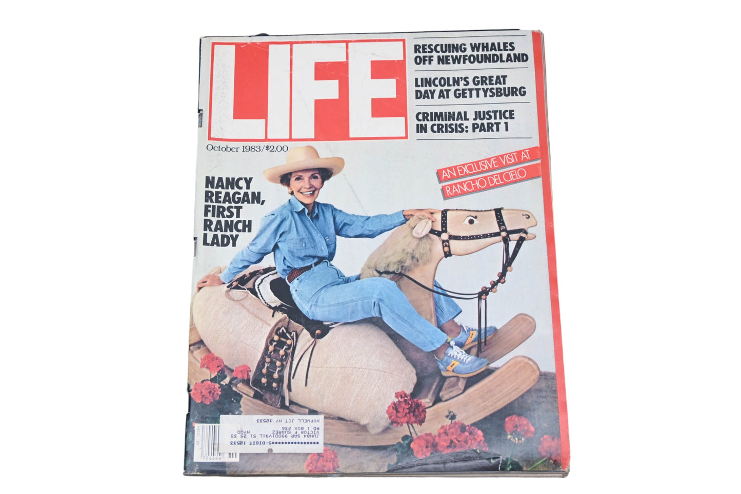 LIFE DK026-32 October 1983 Magazine