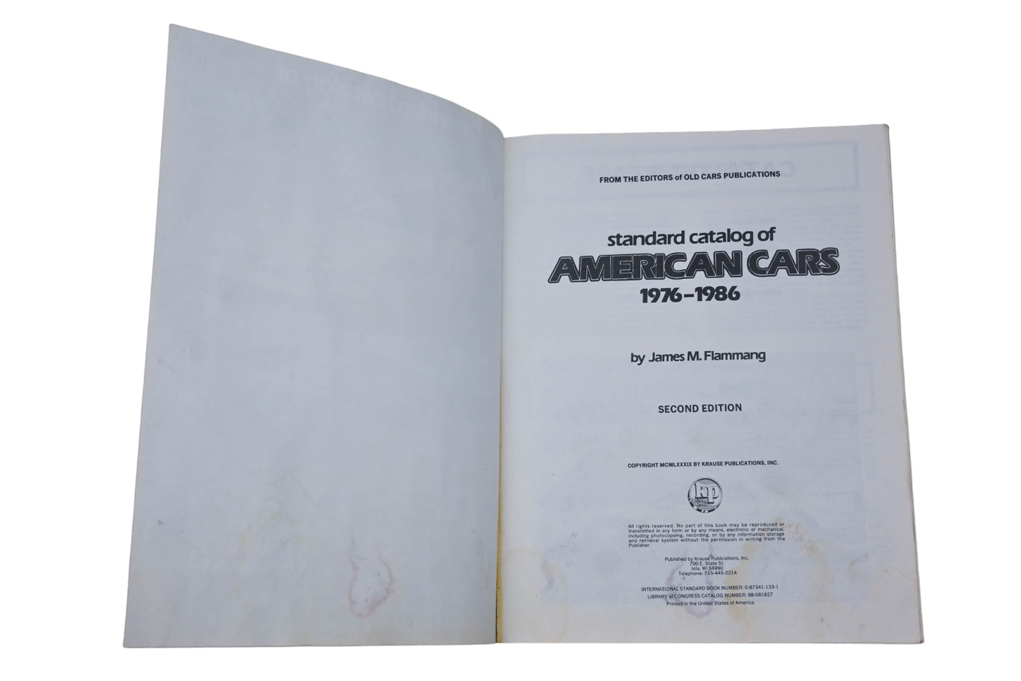 Krause Publications 0-87341-133-1, 88-081627 2nd Edition American Cars 1976-1986 Catalog