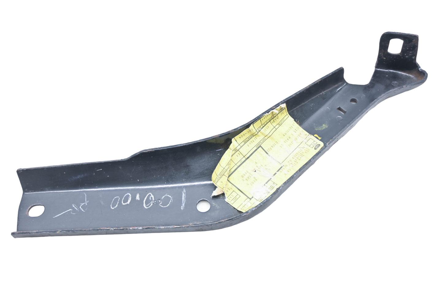 New OEM Ford C5ZZ-17766A Righthand Front Bumper Inner Arm Bracket NOS