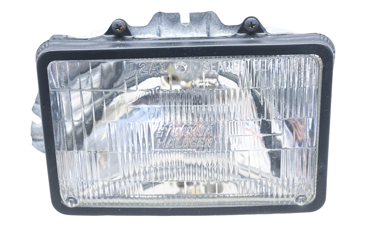 Aftermarket 16503498, HLC-533 Sylvania Halogen Headlamp NOS