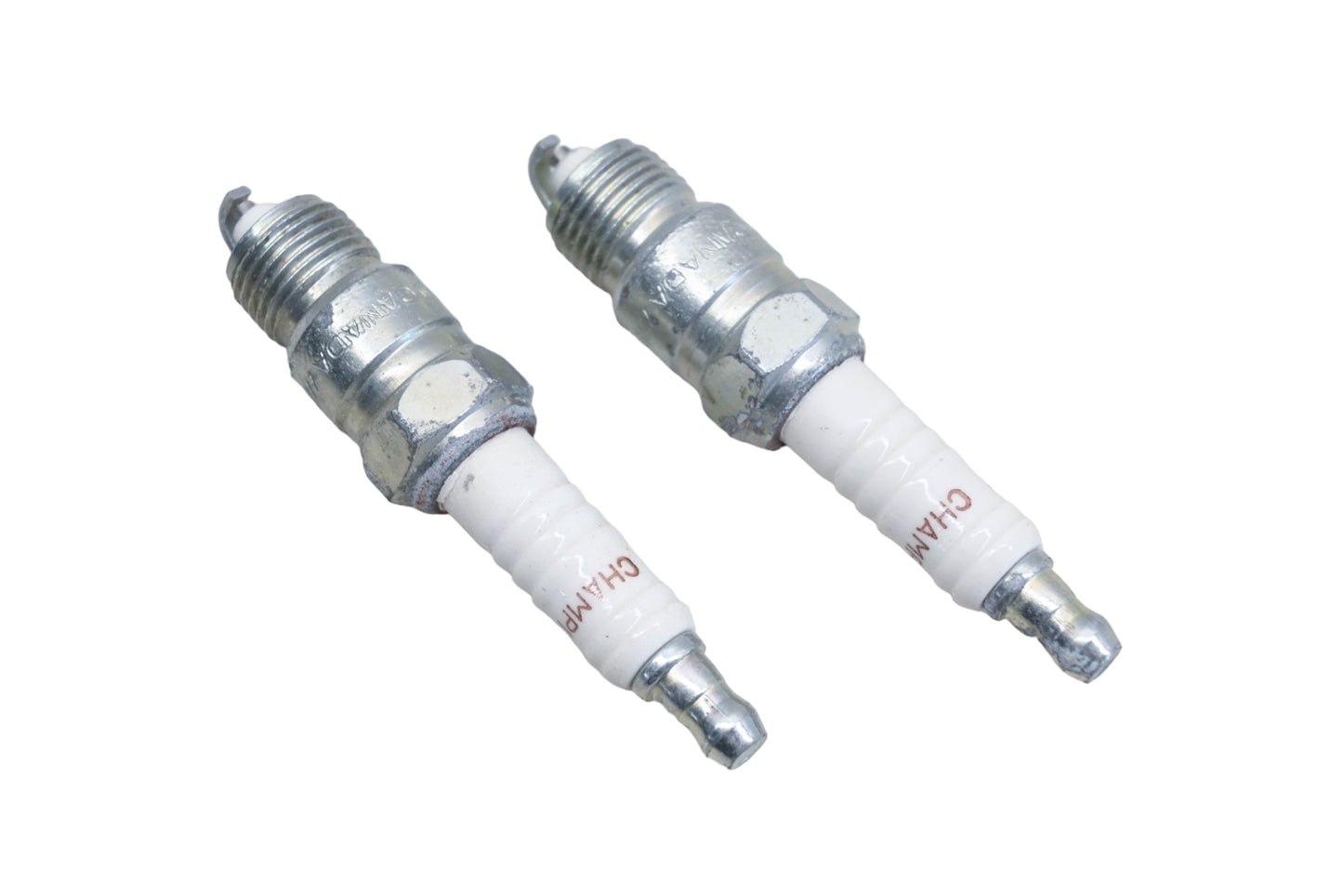 Champion RBL16Y Spark Plugs Qty 2 NOS
