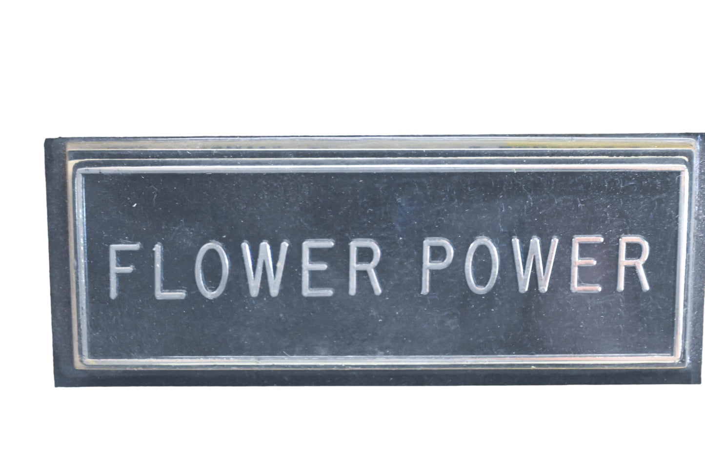 Lake Star AU031-18 Flower Power 1-5/16" x 3-15/16" Plaque NOS