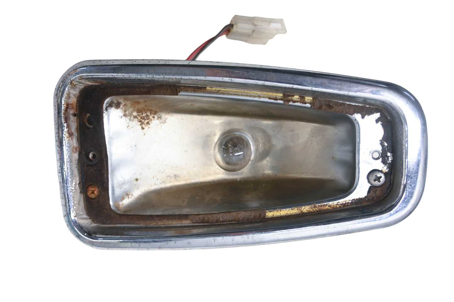 International Harvester BE013-24 1969-75 Travelall Taillight Housing