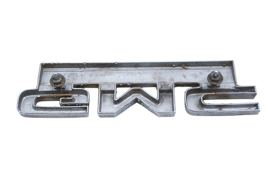 GMC 646067 2500 V-Eight Emblem
