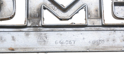 GMC 646067 2500 V-Eight Emblem