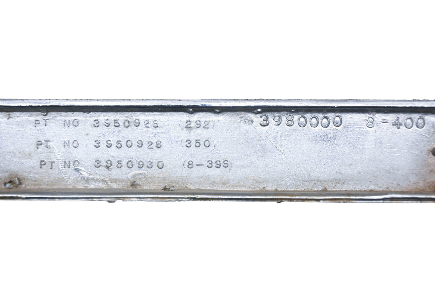 Chevrolet 398000, 3950928 8 350 Emblem