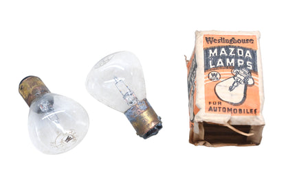 Westinghouse 1134 Mazda 32C 6-8v Light Bulbs Qty 2 NOS