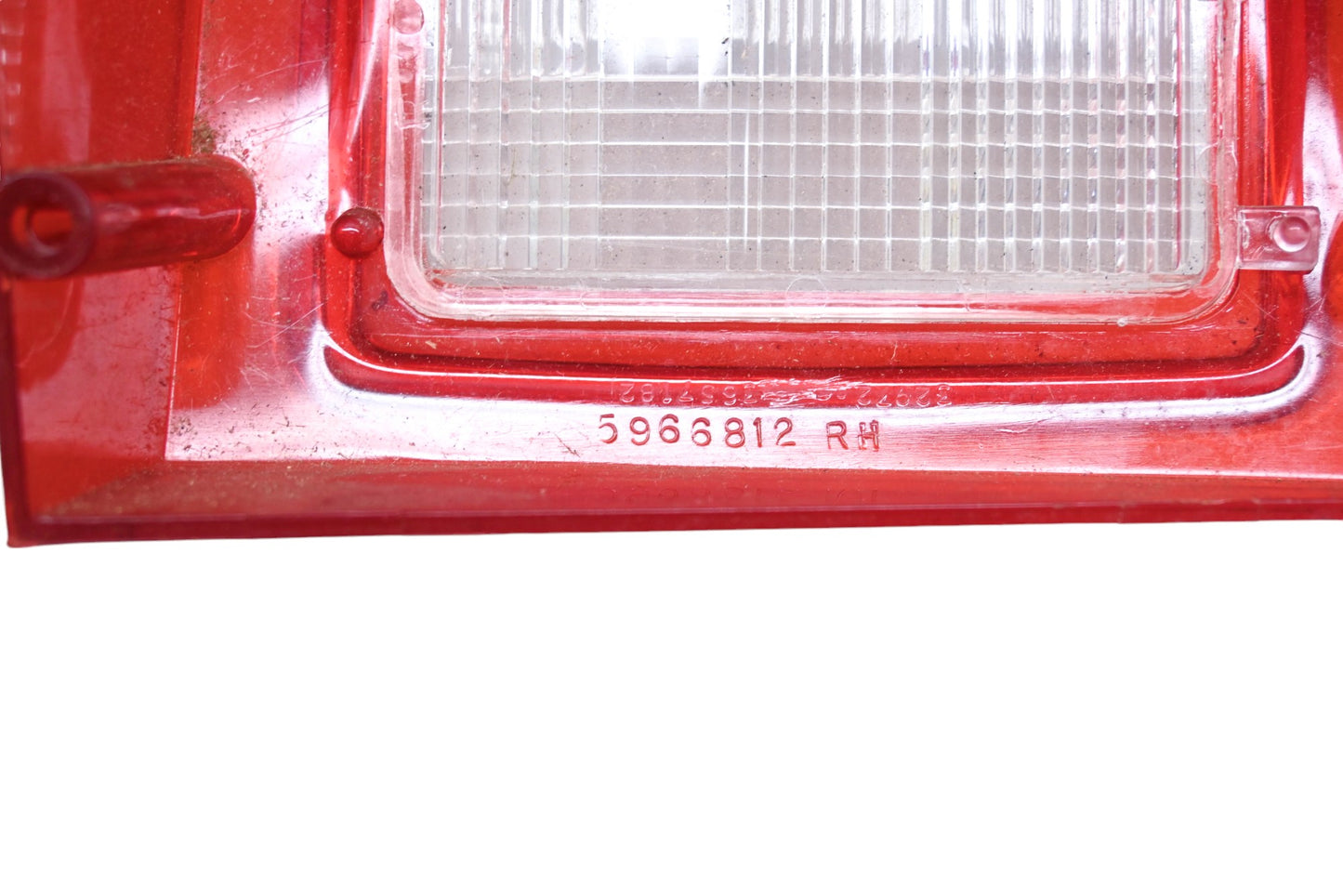 AMC 5966812, STIARP1A-72 Righthand Taillight Lens