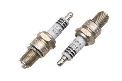Bosch WR4CP Platinum Spark Plugs Qty 2 NOS