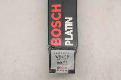 Bosch WR4CP Platinum Spark Plugs Qty 2 NOS