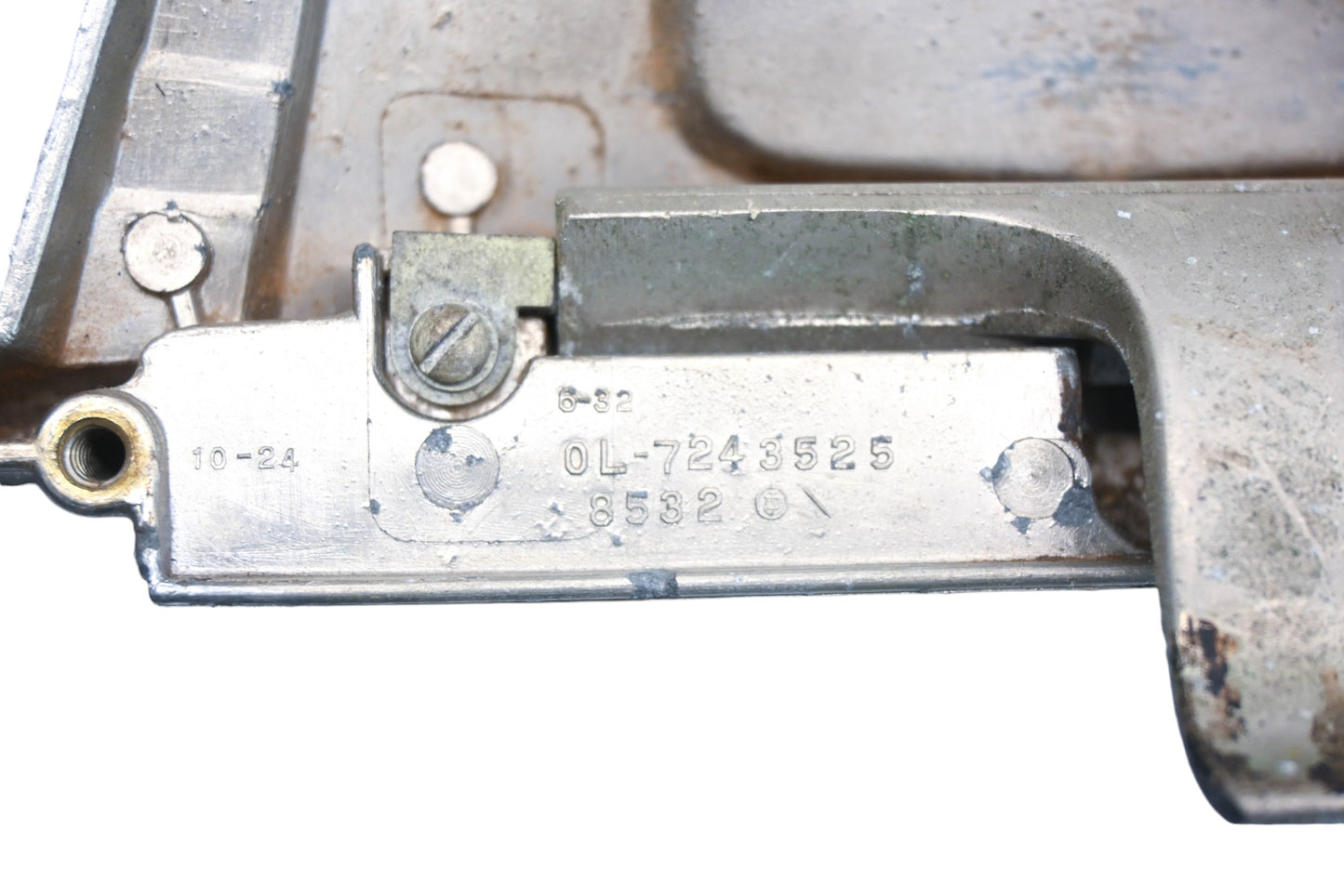 Lincoln OL-7243525 Trunk Lid Latch Assembly