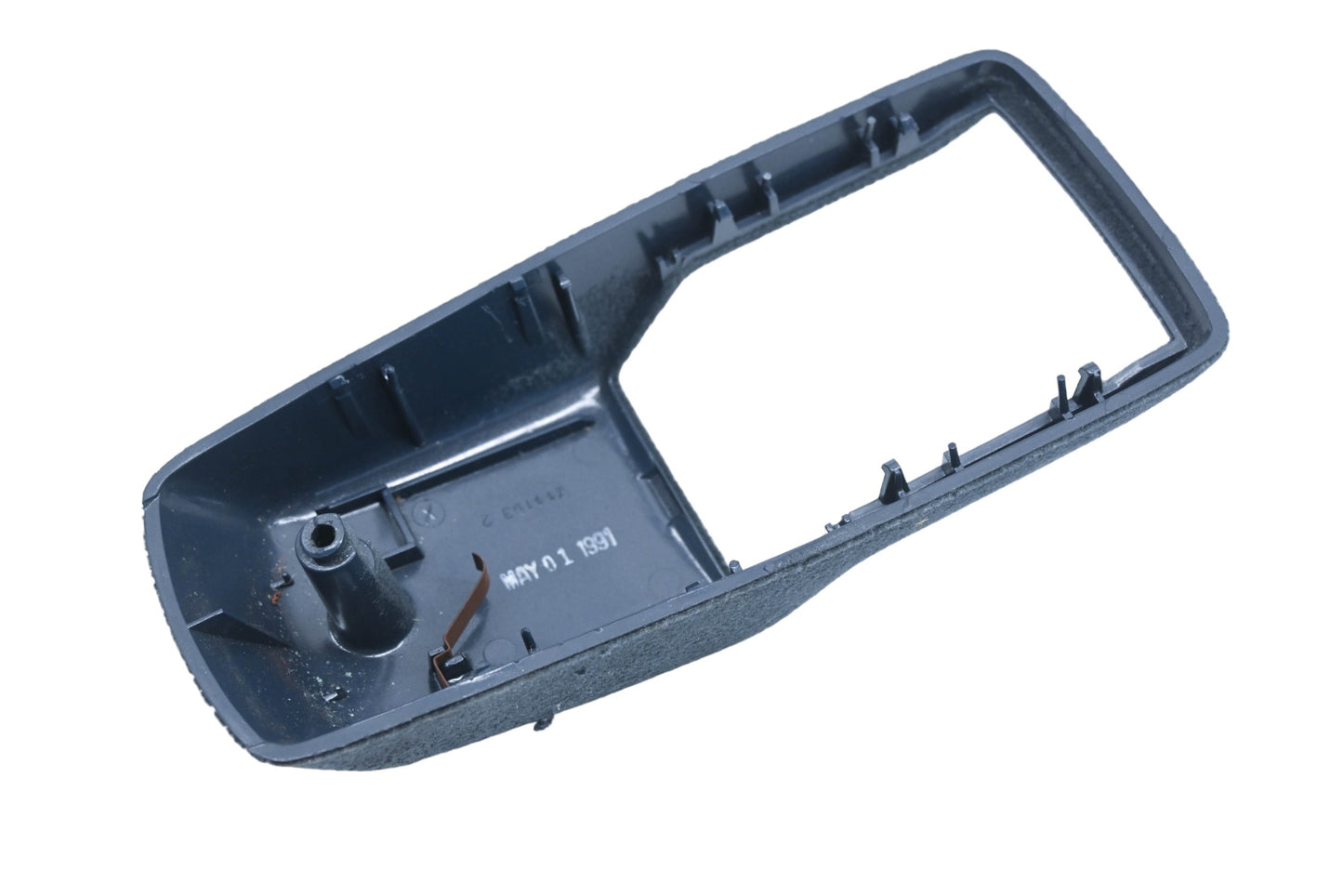 General Motors V44193 Dome Light Console Bezel