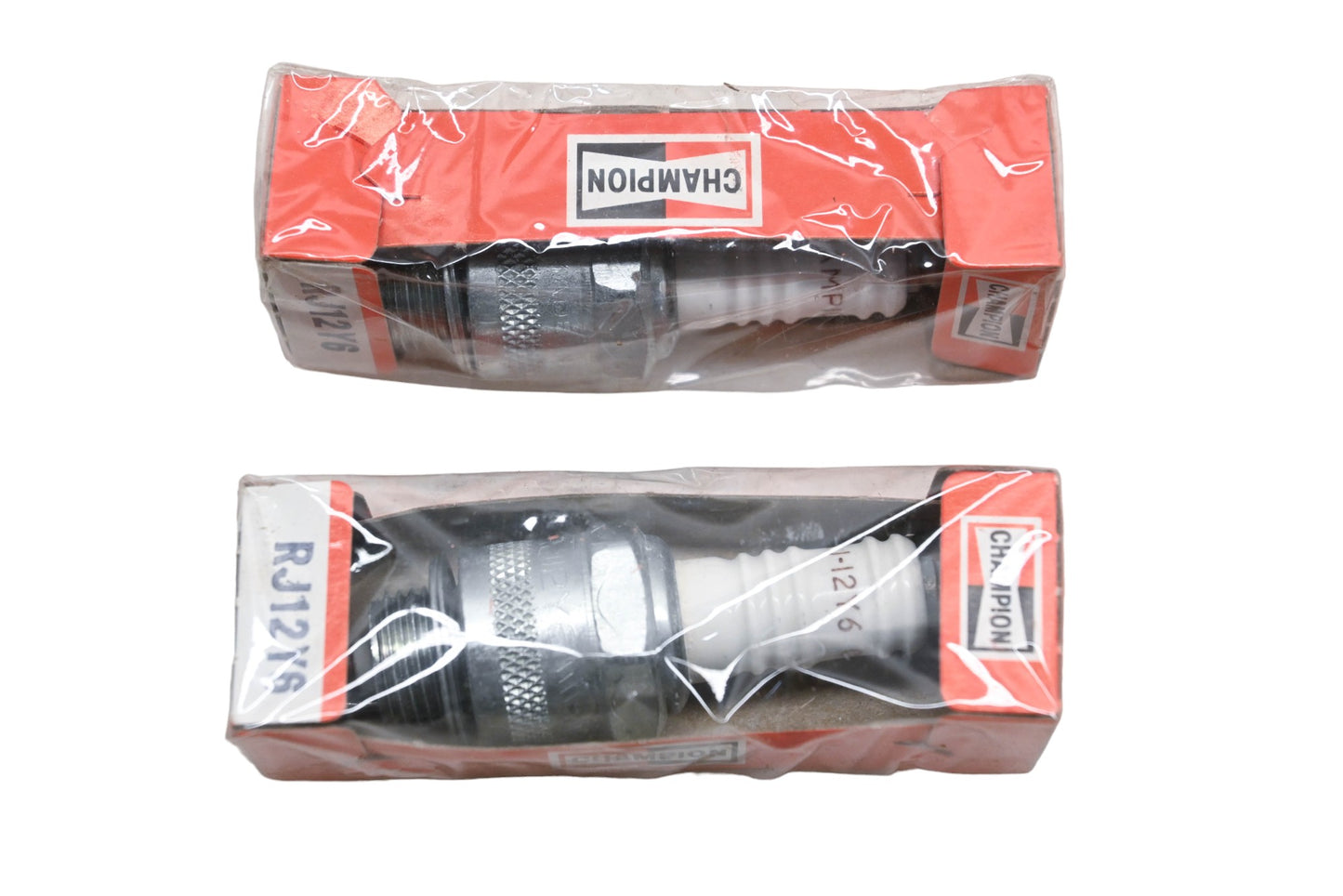 Champion RJ12Y6, RJ-12Y6 Spark Plugs Qty 2 NOS