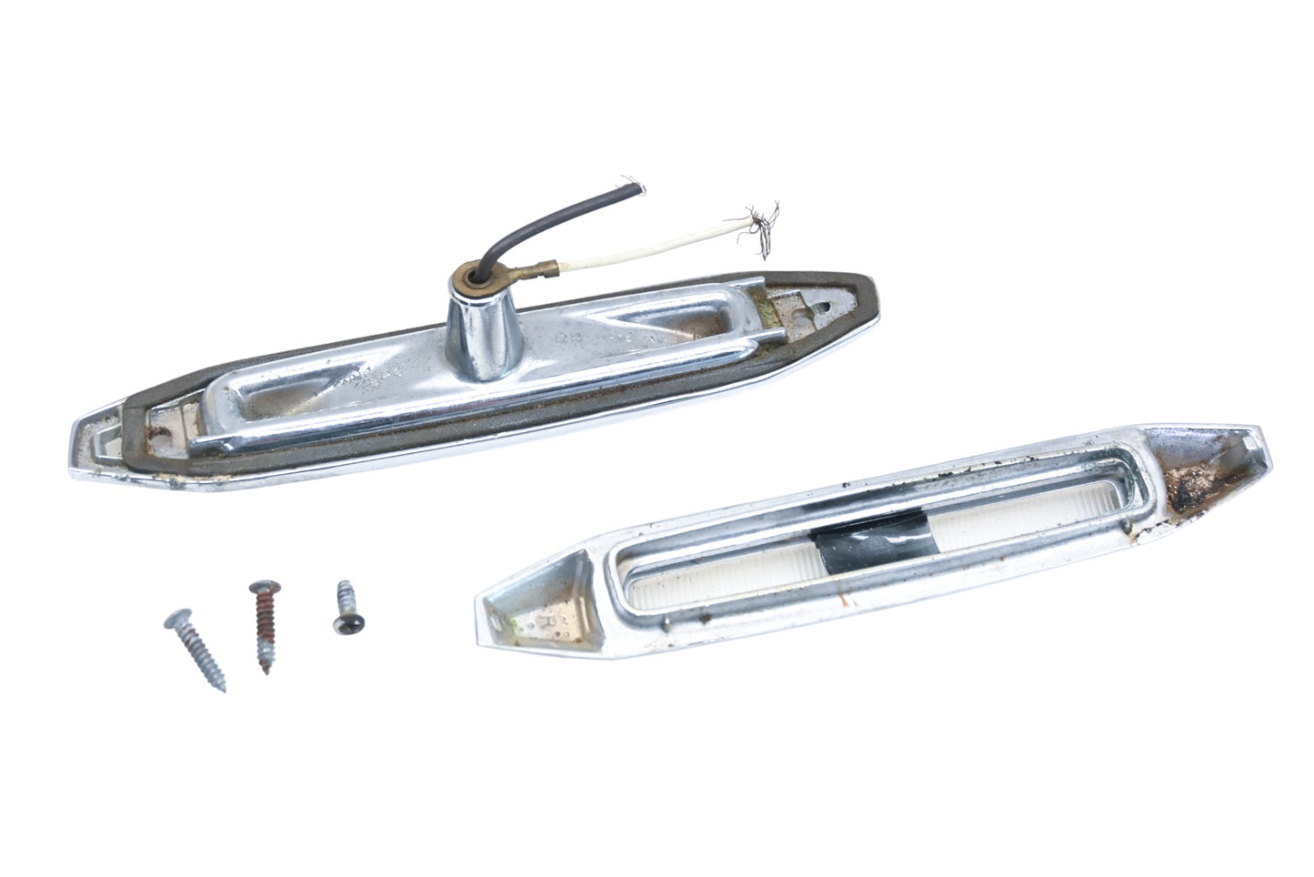 Cadillac 5969948 Righthand Side Marker Lamp