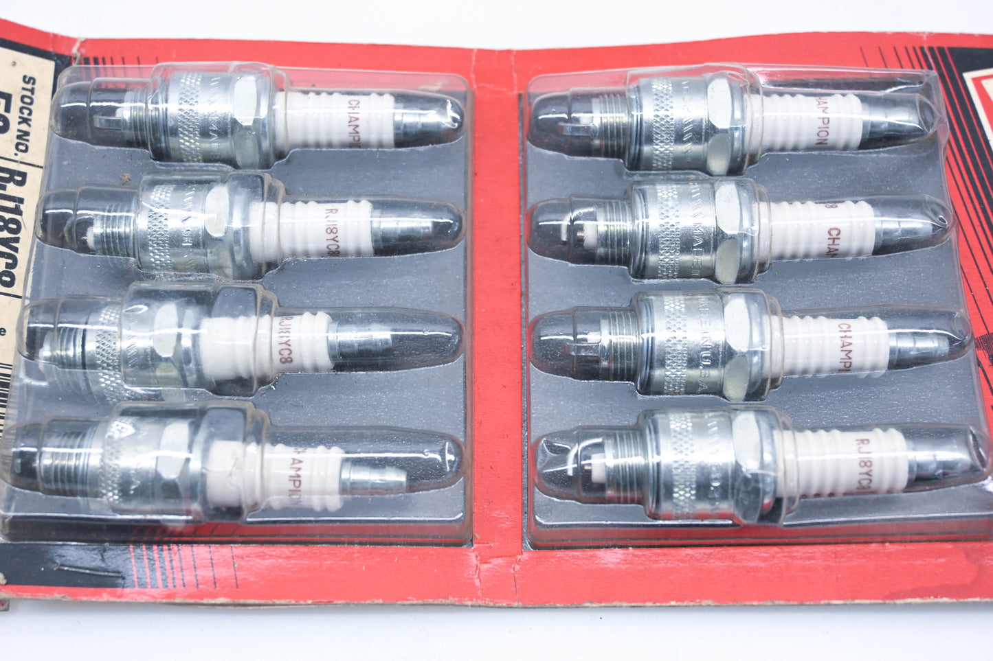 Champion RJ18YC8 Spark Plugs Qty 8 NOS