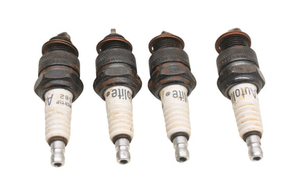 Auto-Lite AE82 Spark Plugs Qty 4 NOS