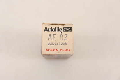 Auto-Lite AE82 Spark Plugs Qty 4 NOS