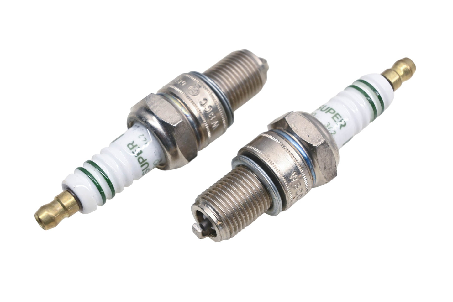 Bosch W8CC Spark Plugs Qty 2 NOS