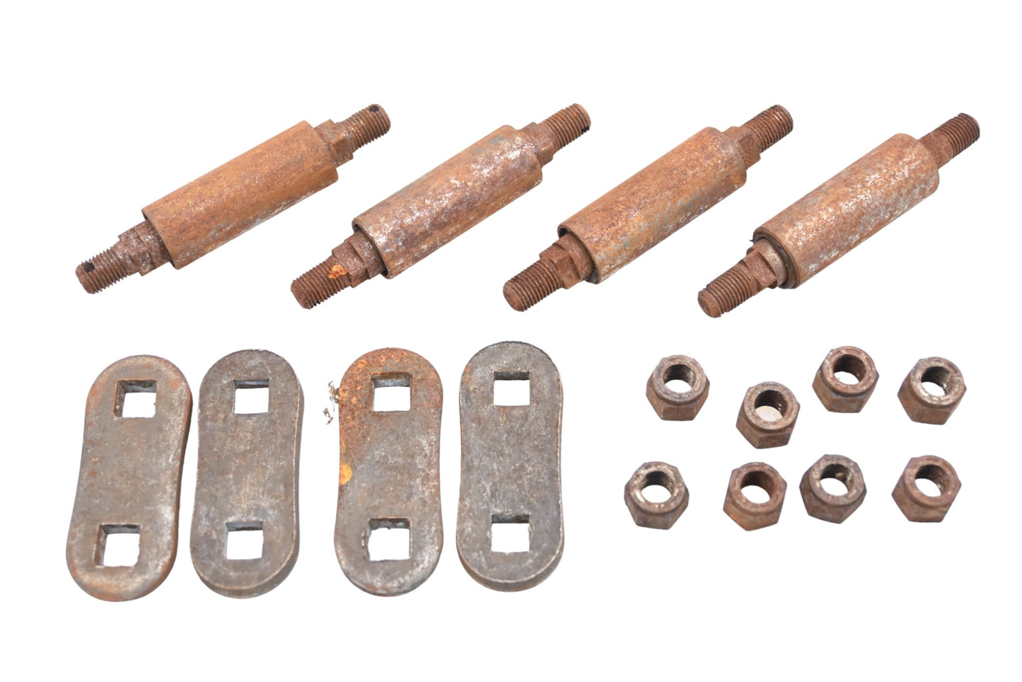 Moog MS508 Front Shackle Kit NOS