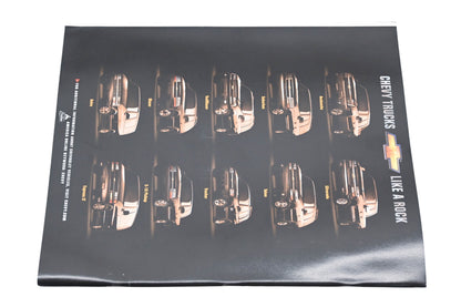 General Motors RO017-15 2001 Chevy Truck S10 Sales Brochure