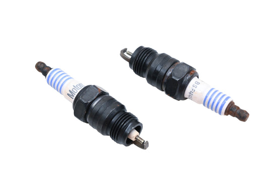 Ford BSF44C Motorcraft Spark Plugs Qty 2 NOS