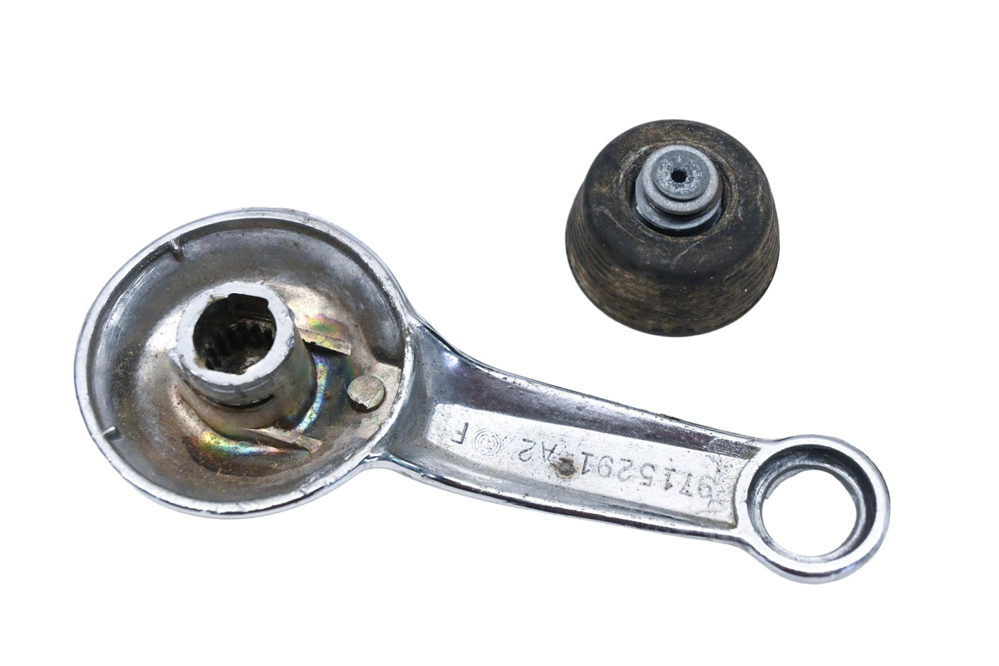 General Motors 1732326, 9715291A2 Window Crank Handle NOS