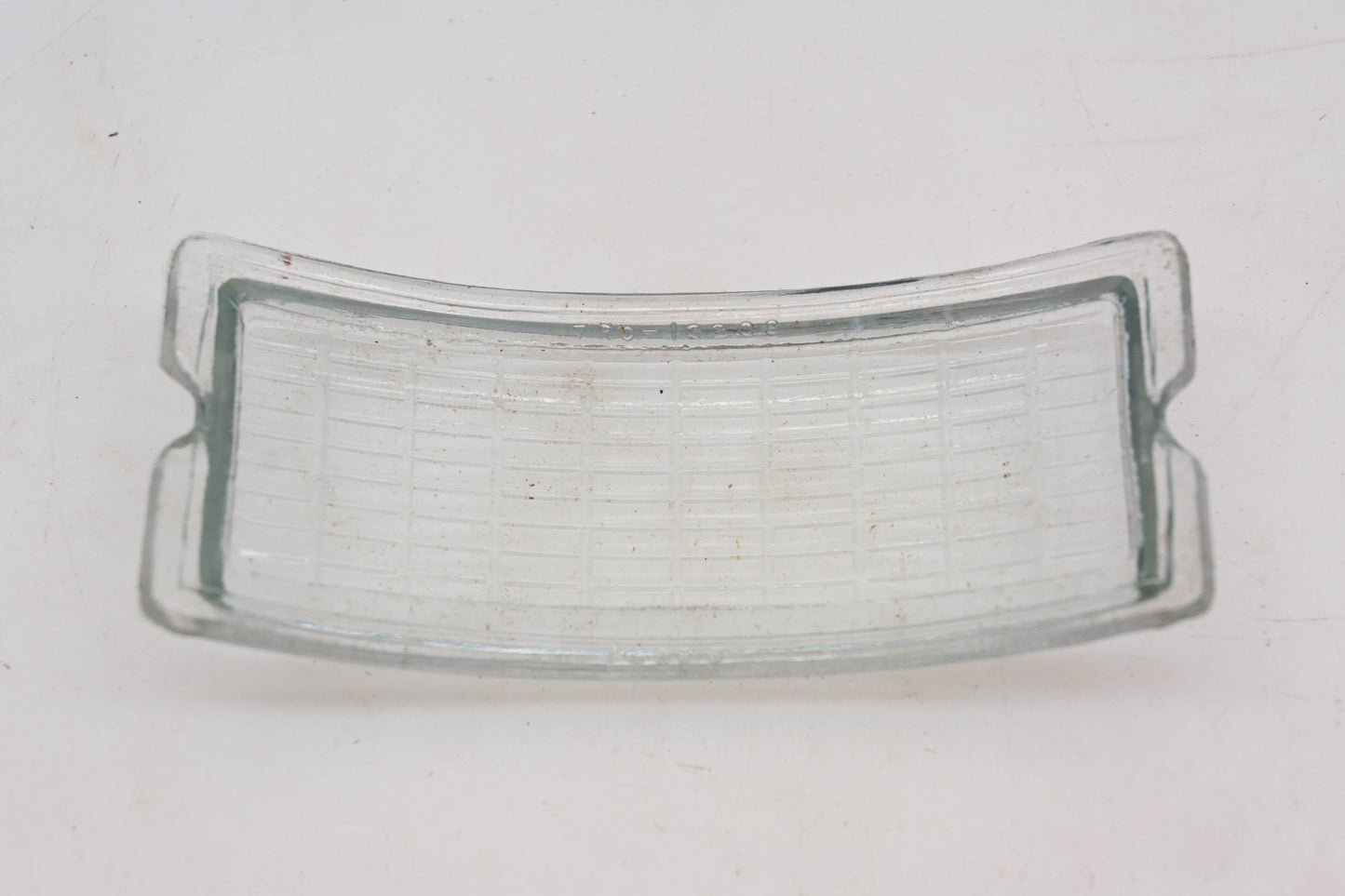 Lynx-Eye PL-605, PL605, 7RC-13208 Clear Glass Parking Lamp 2-11/16" x 4" Lens NOS