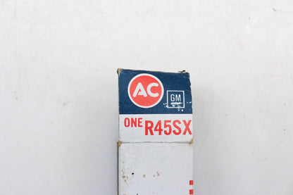 General Motors R45SX AC Spark Plugs Qty 7 NOS