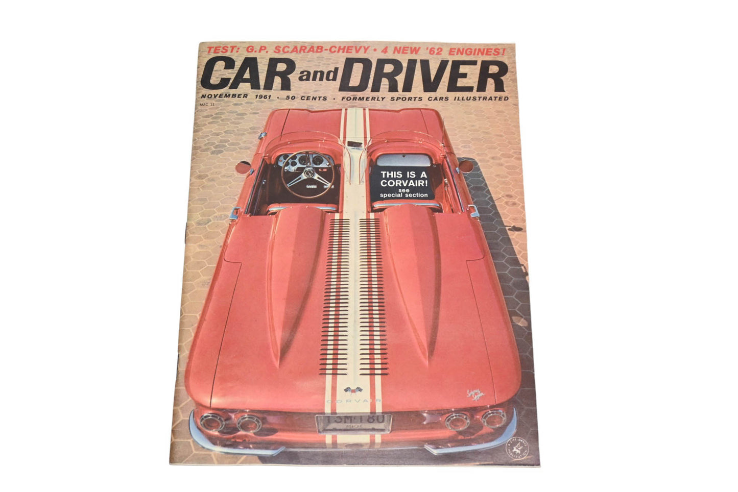 Car And Driver AH024-39 November 1961 Magazine