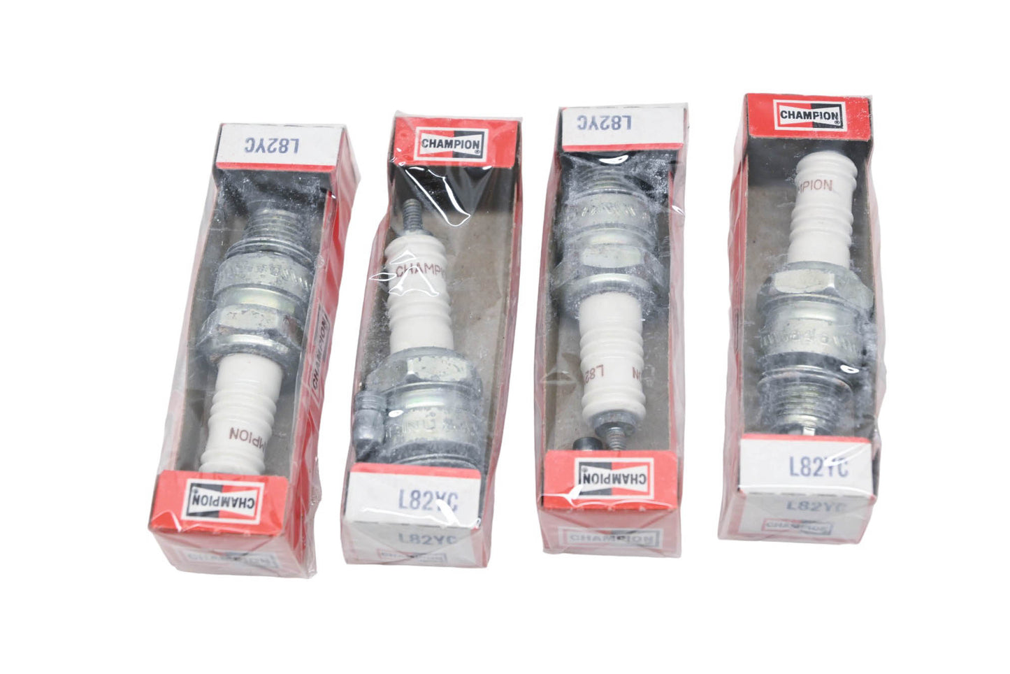 Champion L82YC Spark Plugs Qty 4 NOS